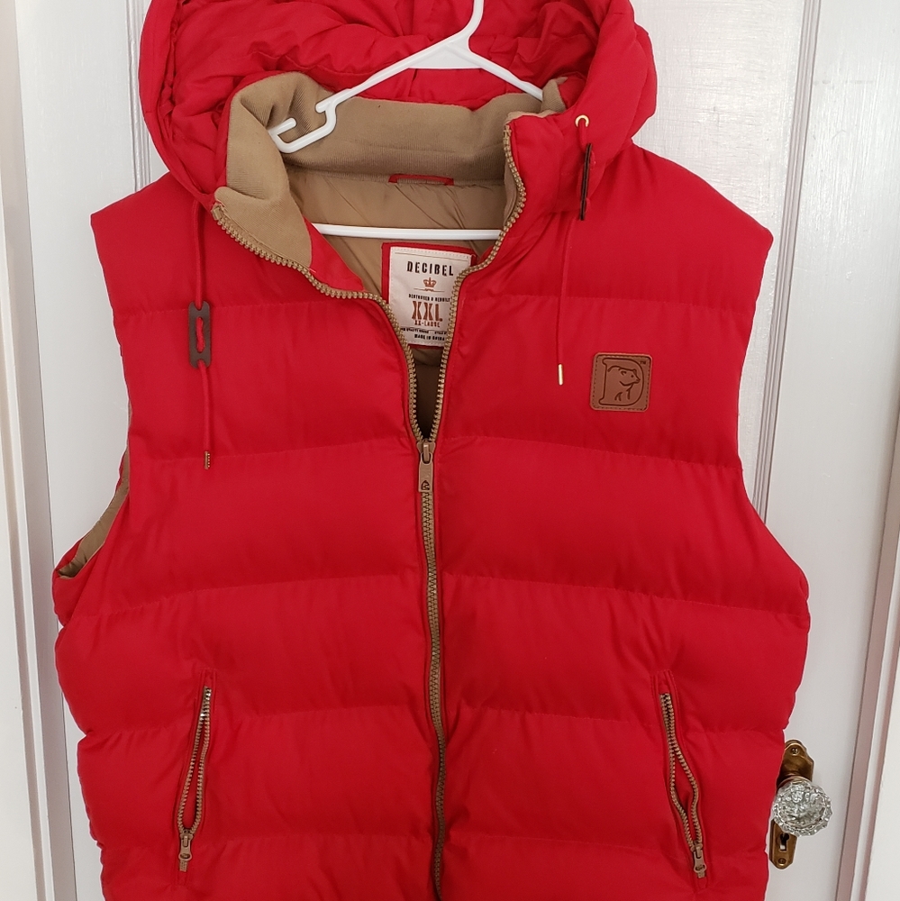 Men red xxl down vest